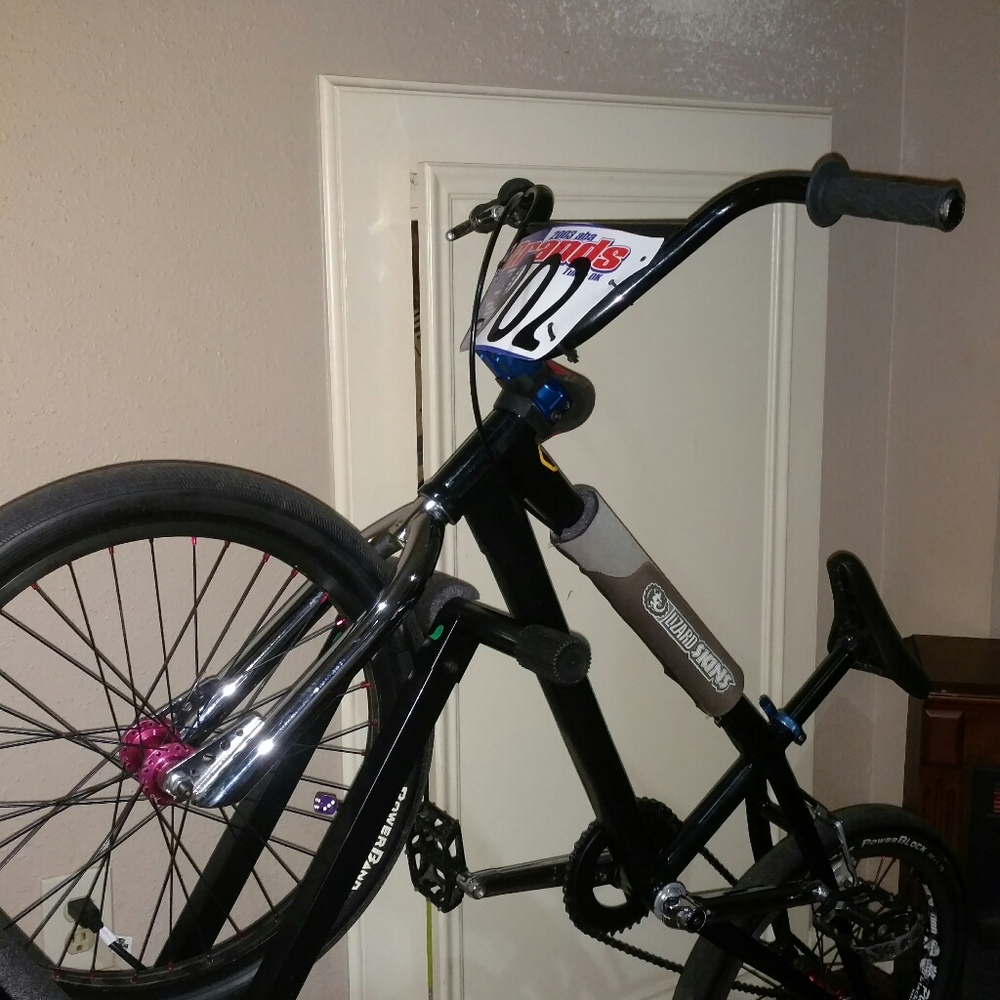 Redline flight pro xl race bike